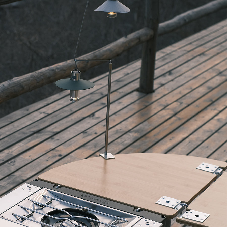 IGT Tabletop Lantern Hanger