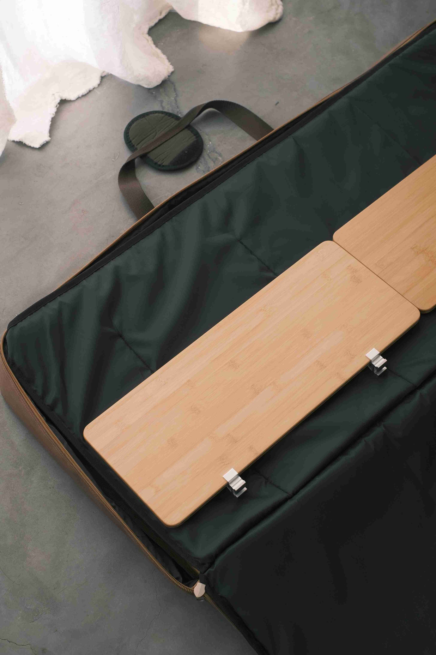 2-Unit Deluxe Storage Bag