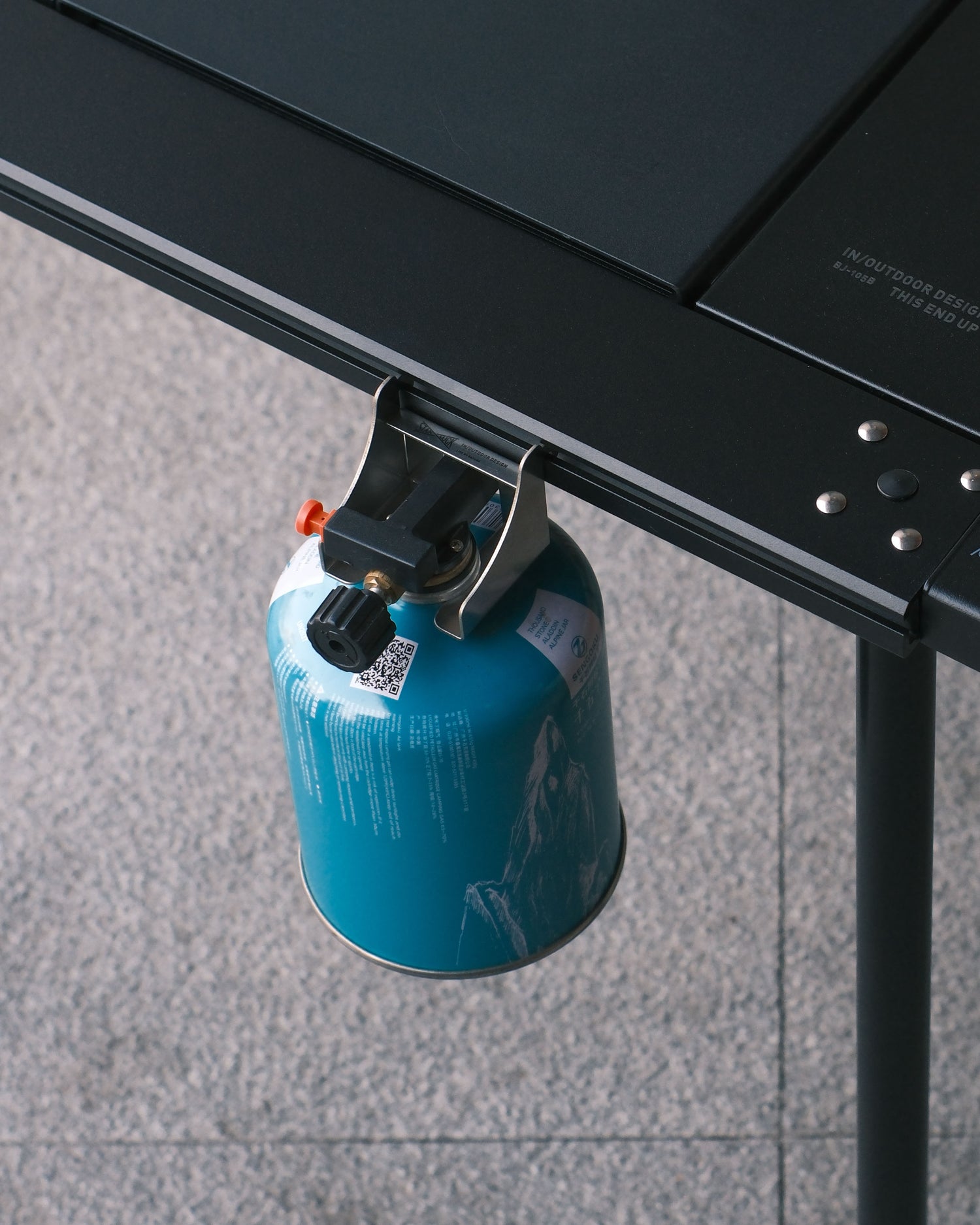 IGT Canister Tank Clip