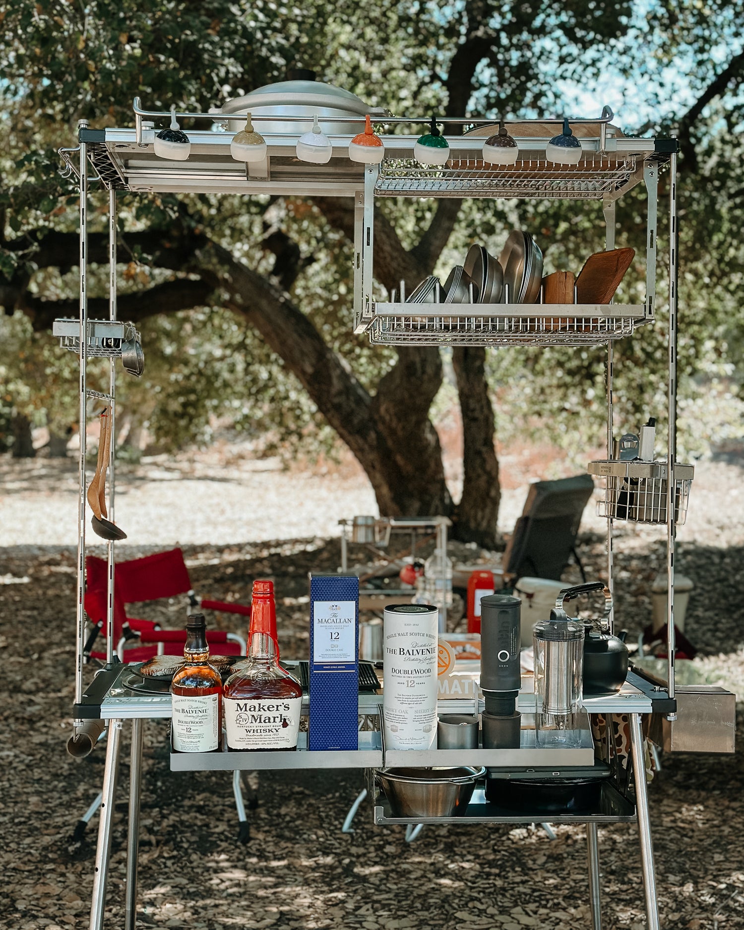 IGT SINGLE LAYER HANGING SHELF