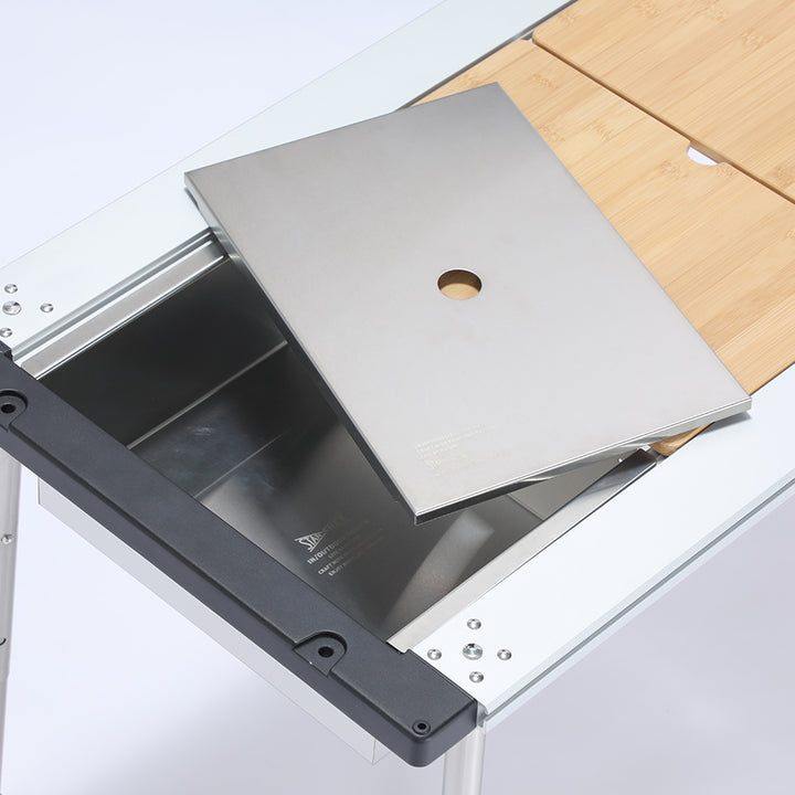 1UNIT STAINLESS TRAY W/HOLE