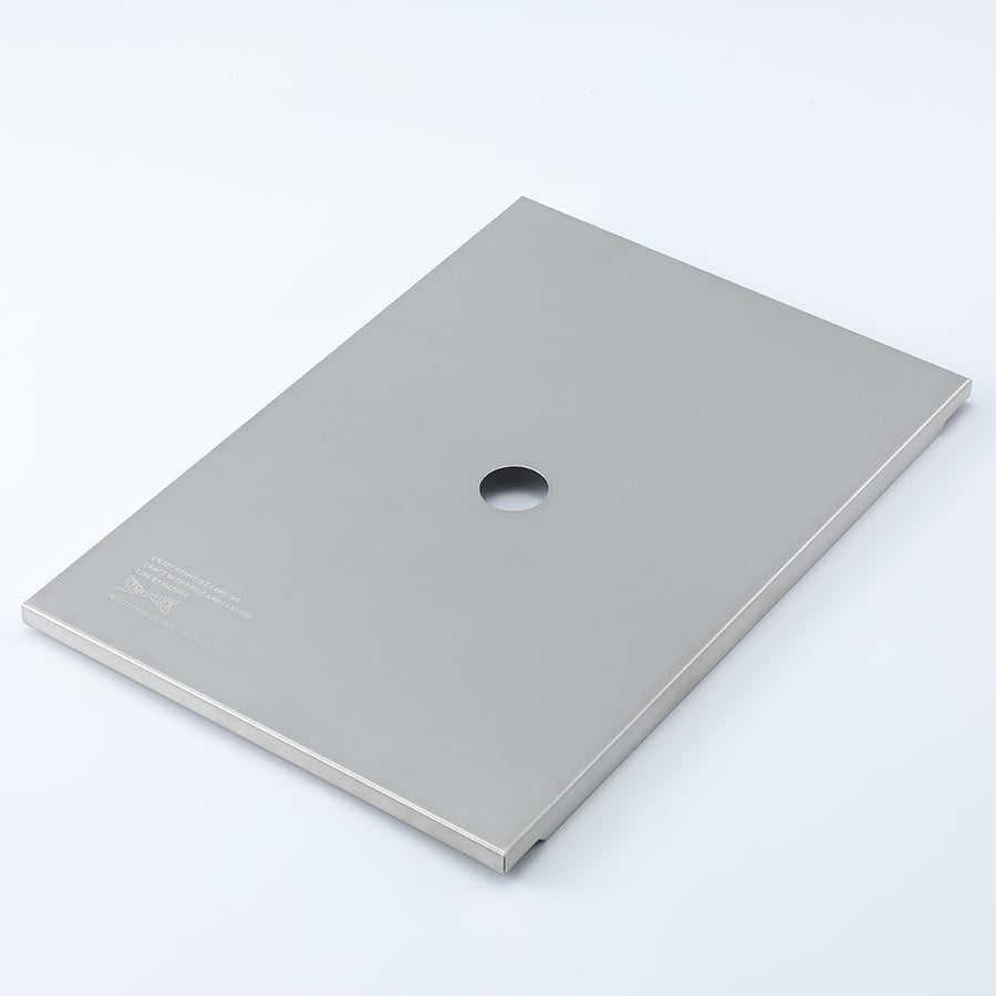 1UNIT STAINLESS TRAY W/HOLE