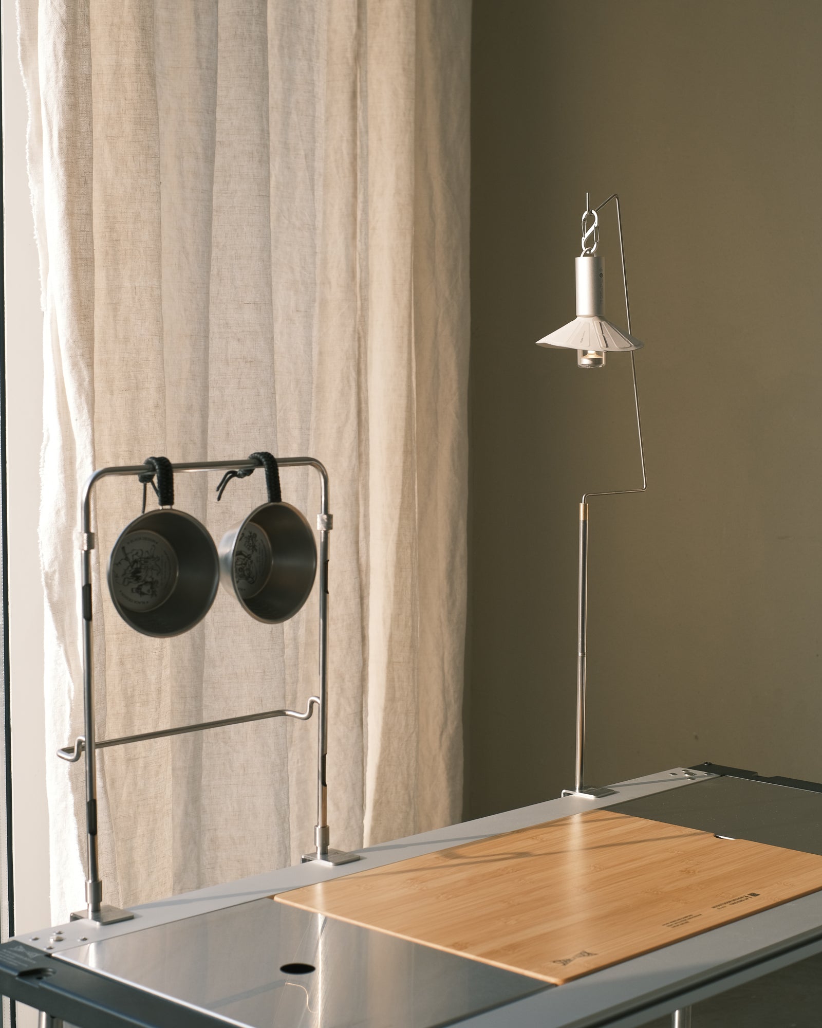 IGT Tabletop Lantern Hanger – Stanluck, Inc.