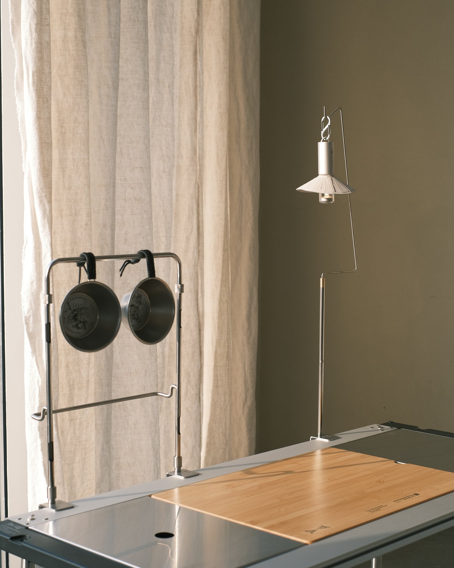 IGT Tabletop Lantern Hanger