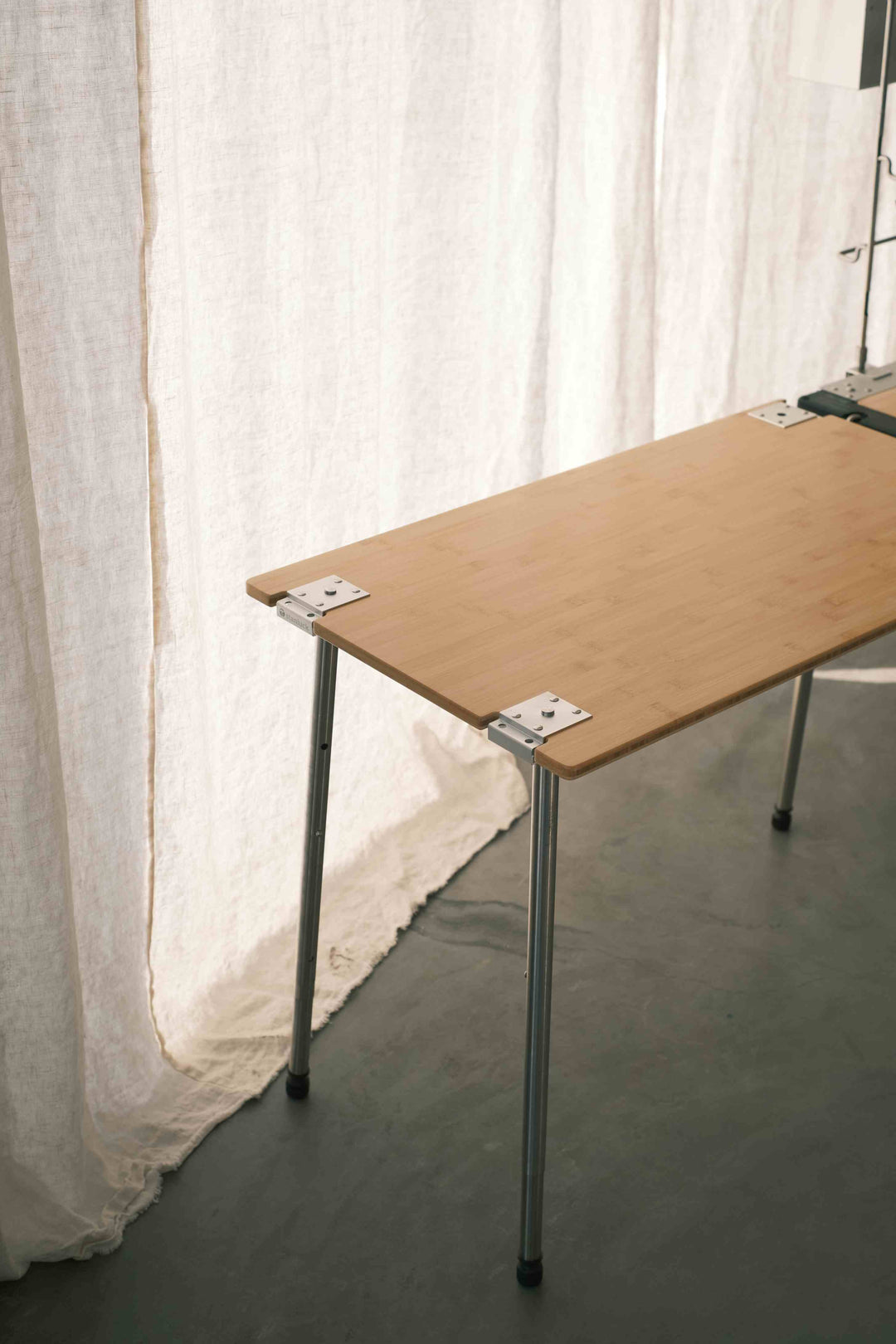 4UNITS BAMBOO TABLE