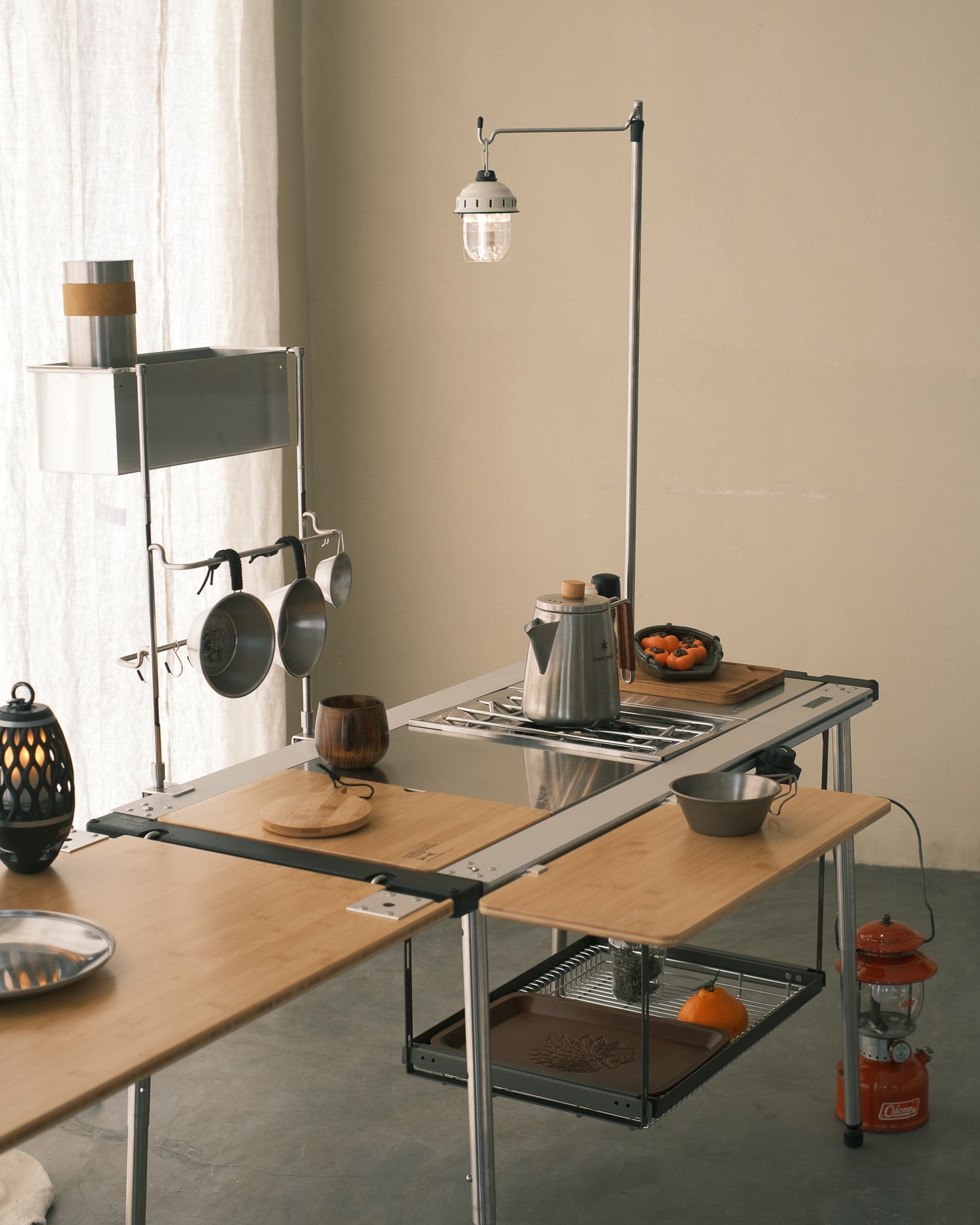 IGT Single Lantern Pole
