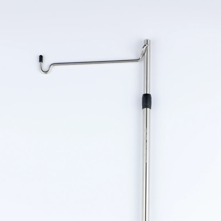 TELESCOPING SINGLE LANTERN POLE